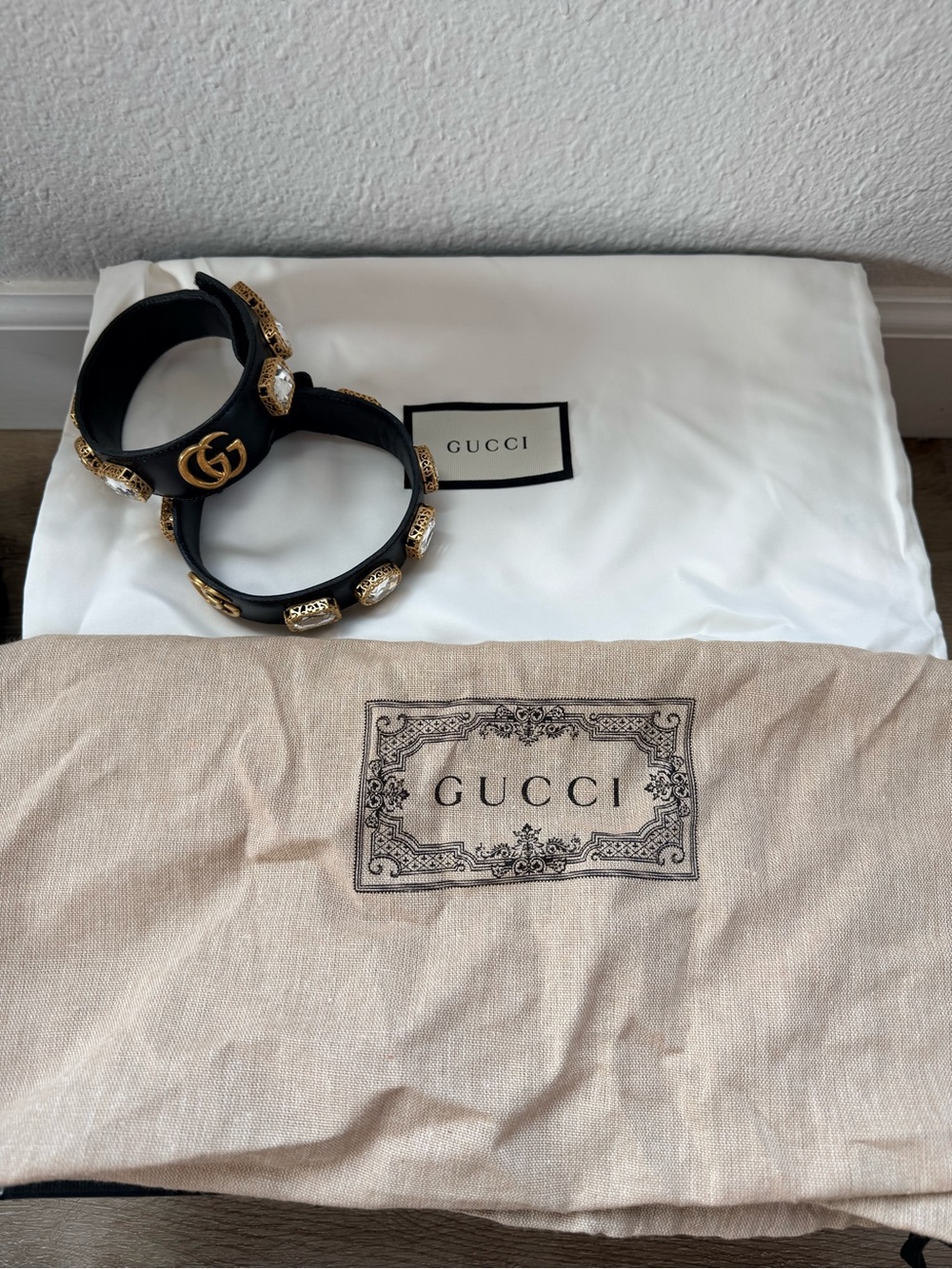 Gucci Black Leather Crystal-Embellished Lug Sole Chelsea Boots - Picture 4 of 5